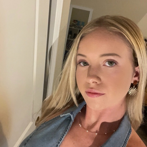 haileyyanne